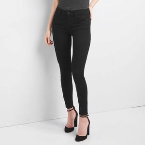 Gap 1969 True Skinny Jeans in Everblack